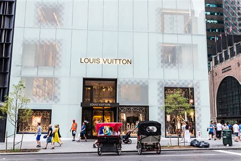 louis vuitton boutiges|louis vuitton boutique locations.